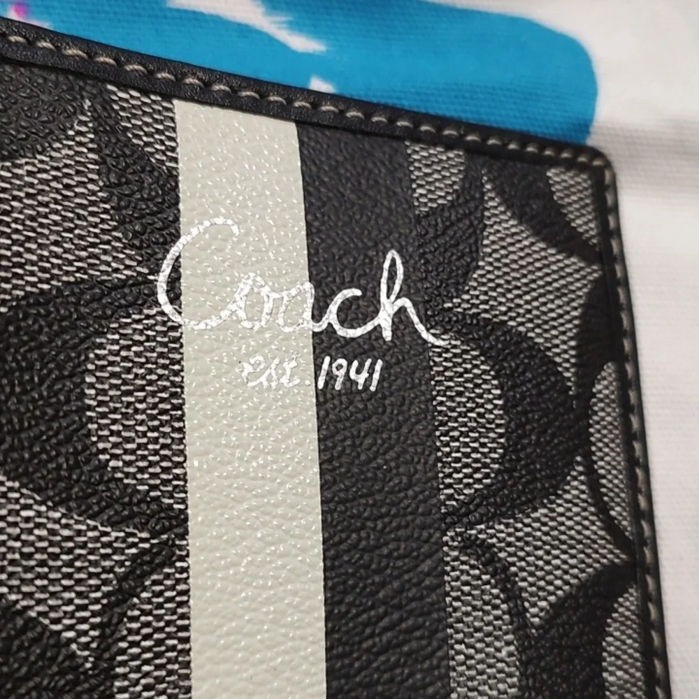 Coach wallet - Picture 5 of 9